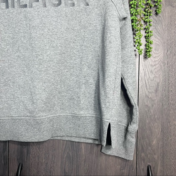 +💙2/$40💙NWOT Tommy Hilfiger Sport Grey Crew Neck Pullover Sweater Size Large - Picture 6 of 16